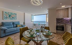 Costa Paradise - Beachfront Apartment